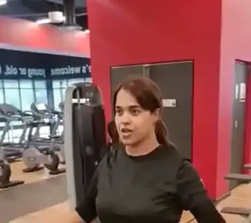nawtya preparing for gang bang 1733491930